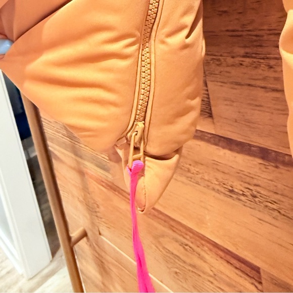 AVEC Les FILLES Brown Puffer Jacket with Pink Lining - Picture 10 of 15